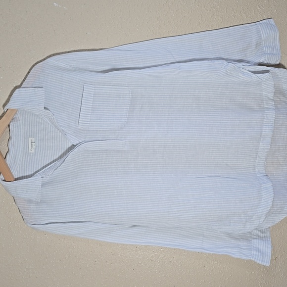 Giorgio Fiorelli Tops - Garnet Hill Linen Light Blue Striped Casual Shirt
